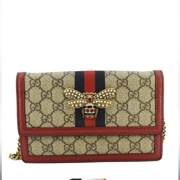 Gucci Handbags - Gucci Queen Margaret GG Supreme Wallet On A Chain